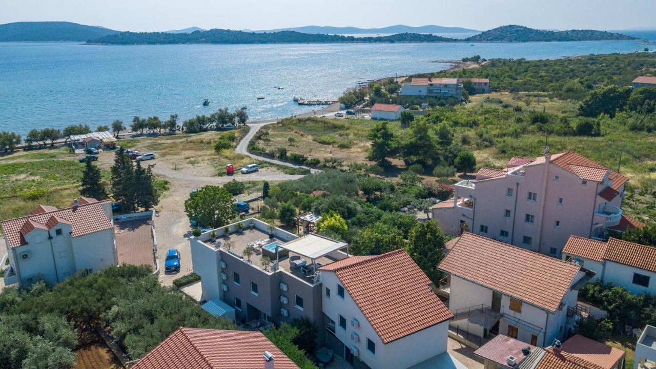 Apartma Luka *
